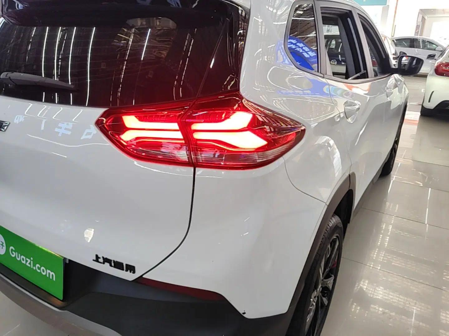 Chevrolet Trax 2019 Redline 335T CVT Trendy Version China VI Standard — миниатюра 9