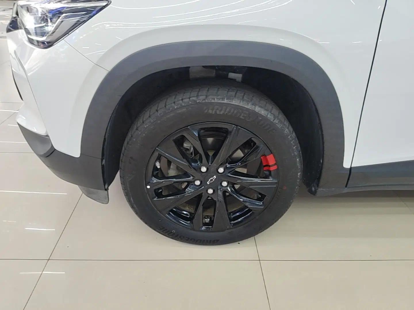 Chevrolet Trax 2019 Redline 335T CVT Trendy Version China VI Standard — миниатюра 10