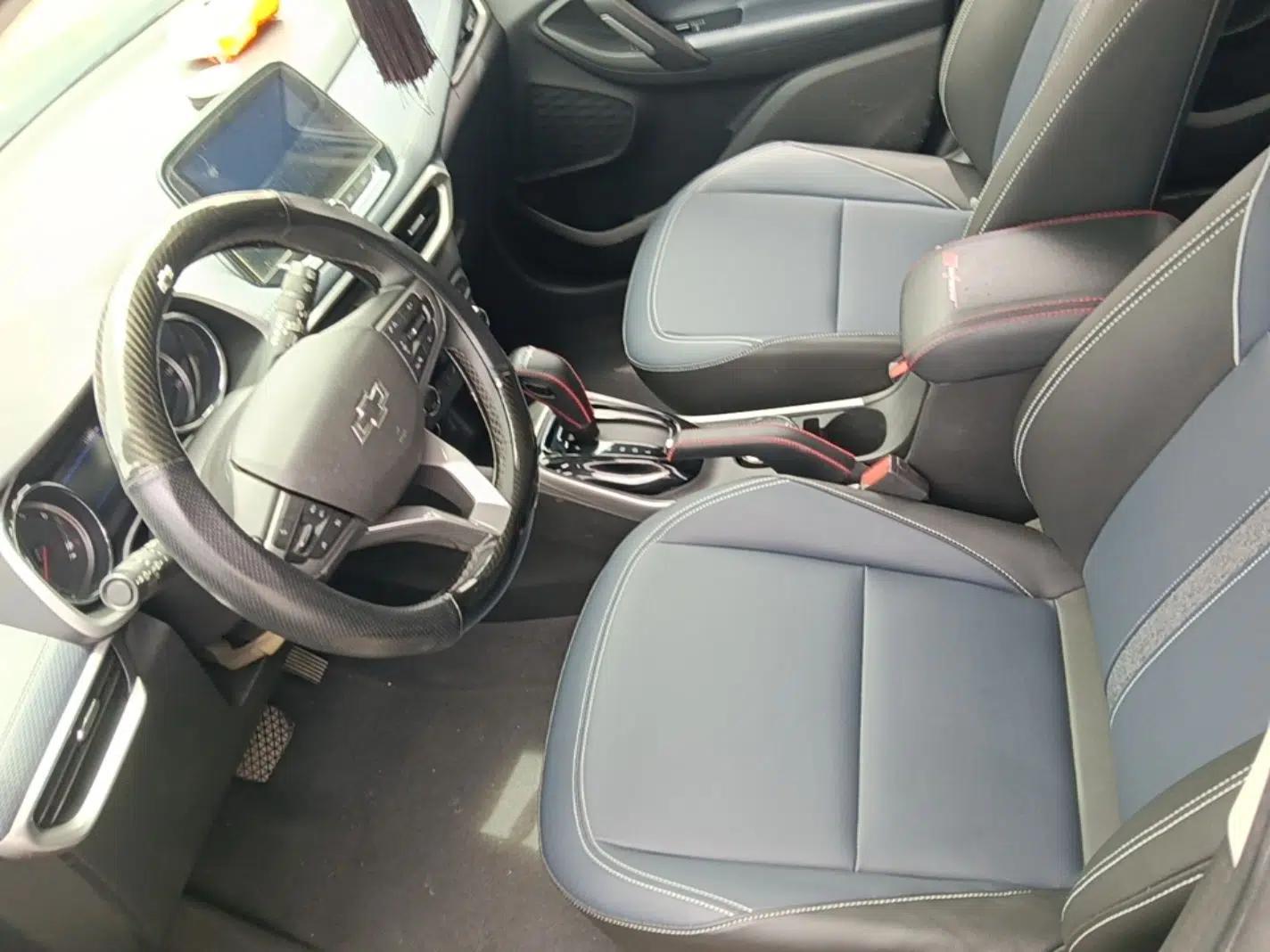 Chevrolet Trax 2019 Redline 335T CVT Luxury Edition China VI Standard — миниатюра 17