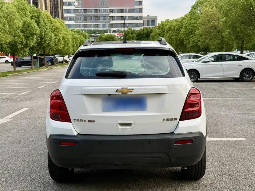 Chevrolet Trax 2014 1.4T Automatic Two-Wheel Drive Comfort Version — миниатюра 13