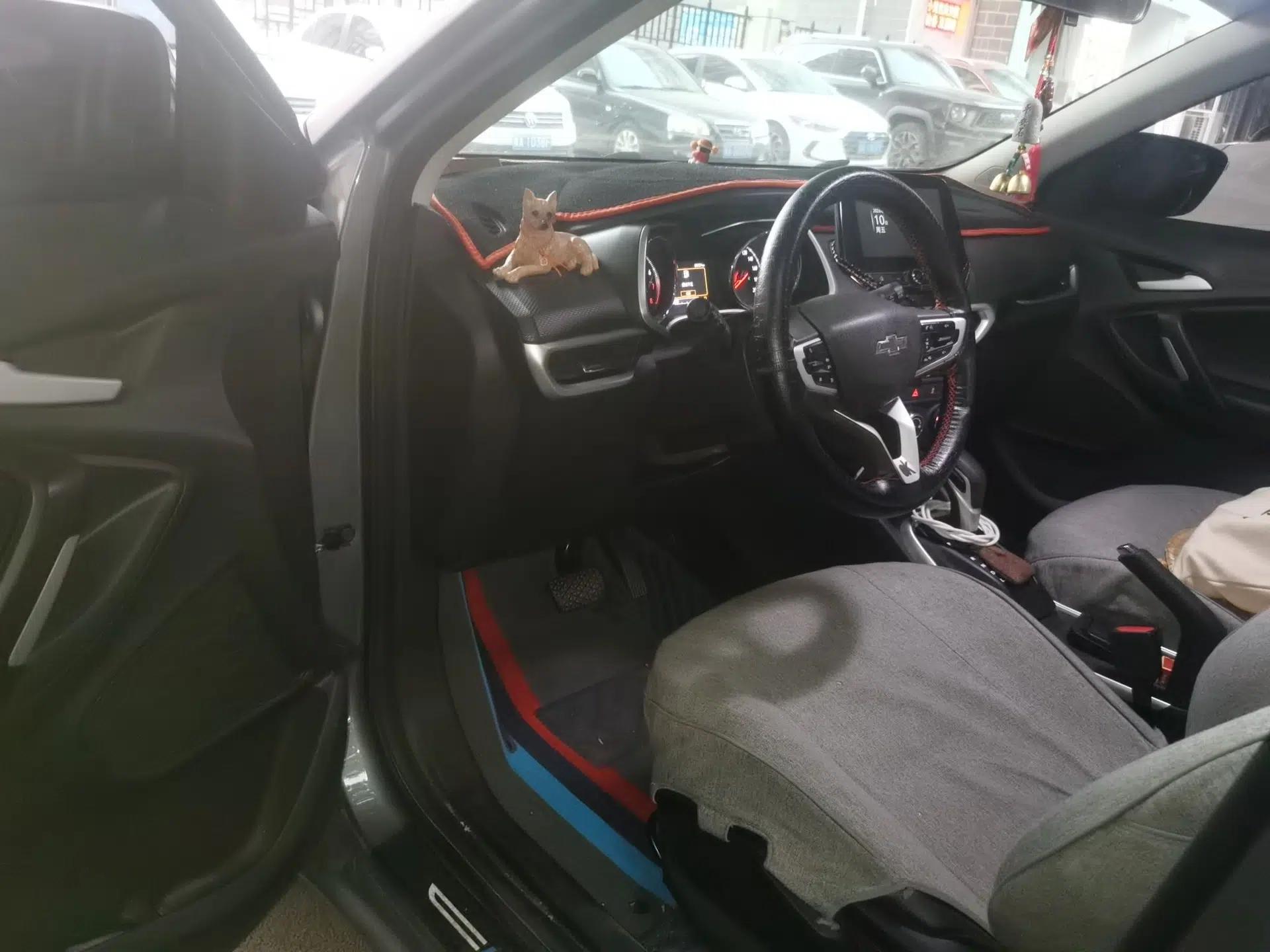 Chevrolet Trax 2019 Redline 335T CVT Top-Tier Model China VI Standard — миниатюра 16
