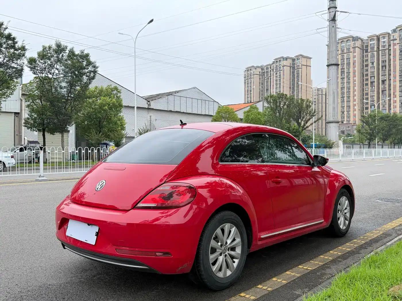 2017 Volkswagen Beetle 180TSI Comfort Edition — миниатюра 4