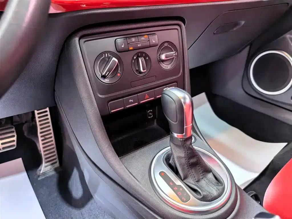 2015 Volkswagen Beetle 180TSI — миниатюра 11