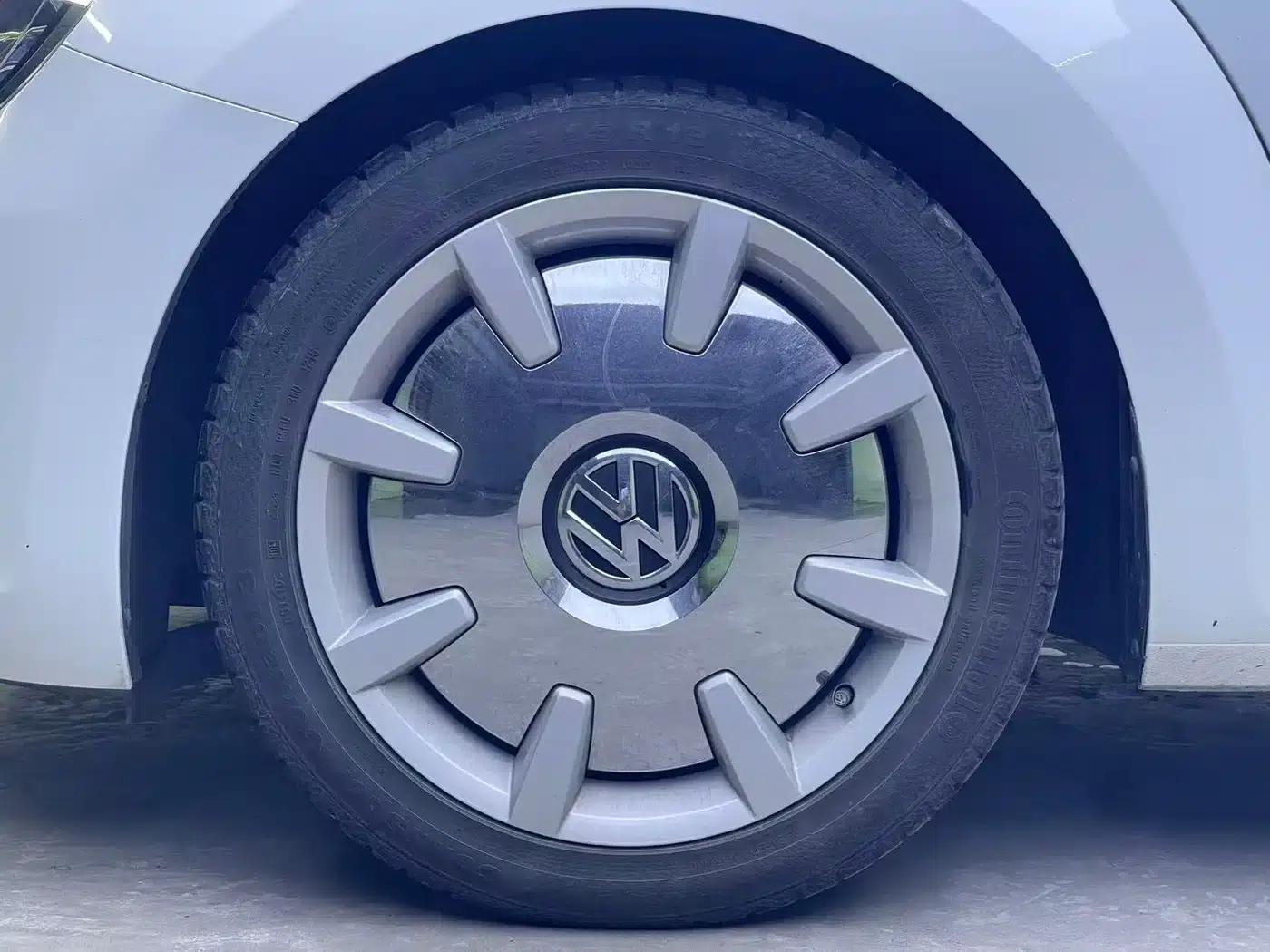 2015 Volkswagen Beetle 280TSI — миниатюра 8