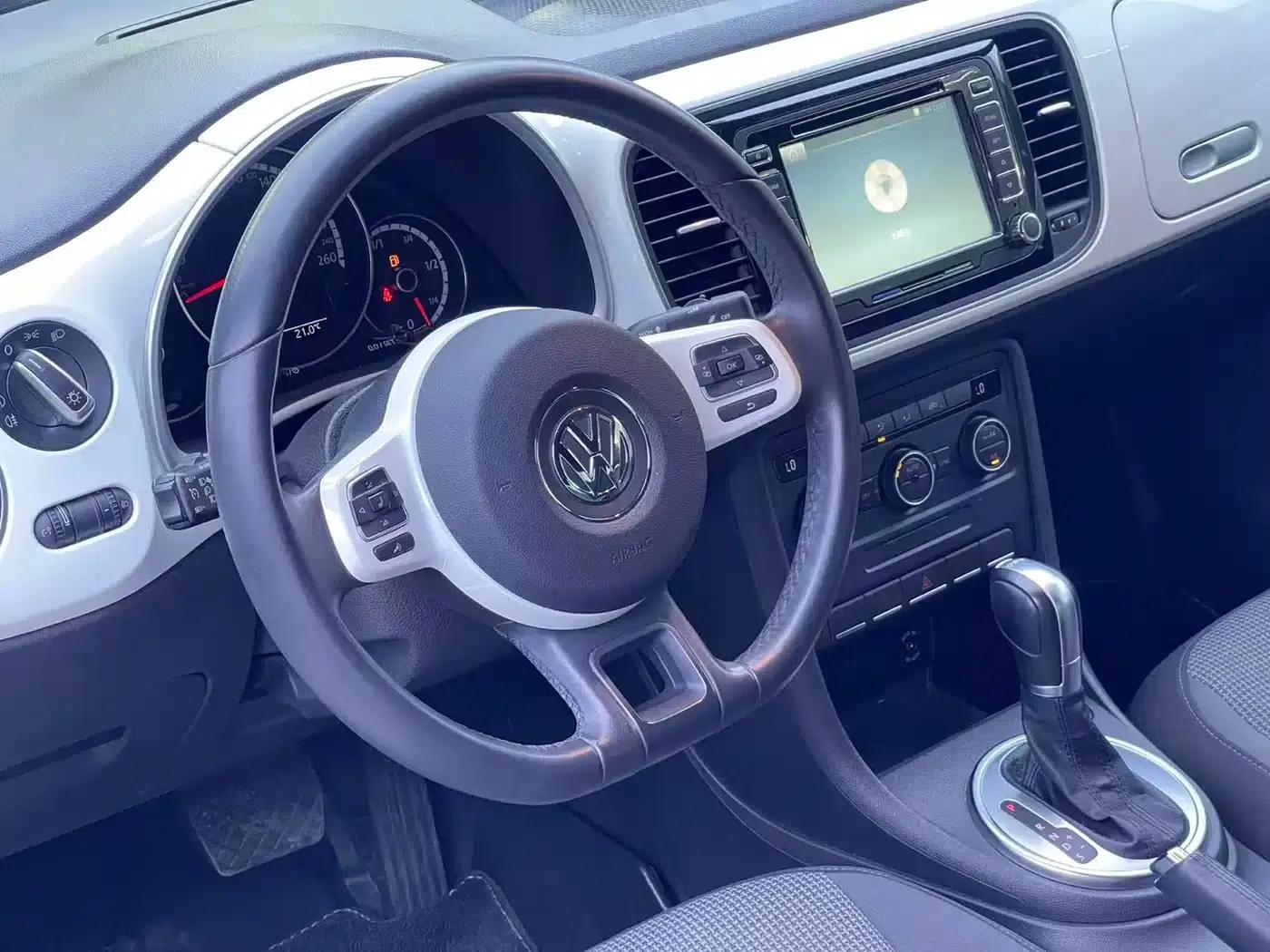 2015 Volkswagen Beetle 280TSI — миниатюра 9