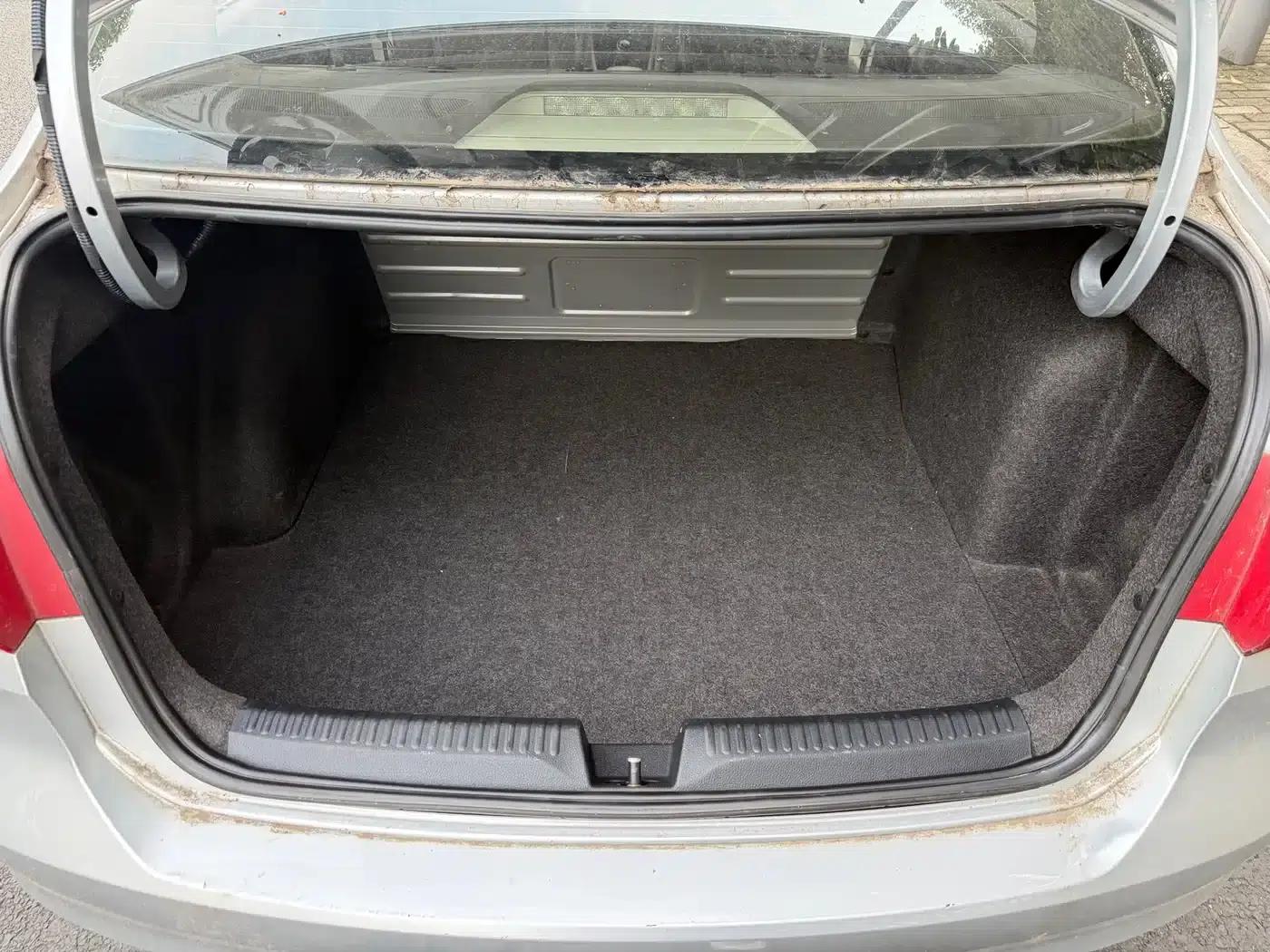 Santana 2013 1.4L Manual Comfort Edition — миниатюра 9