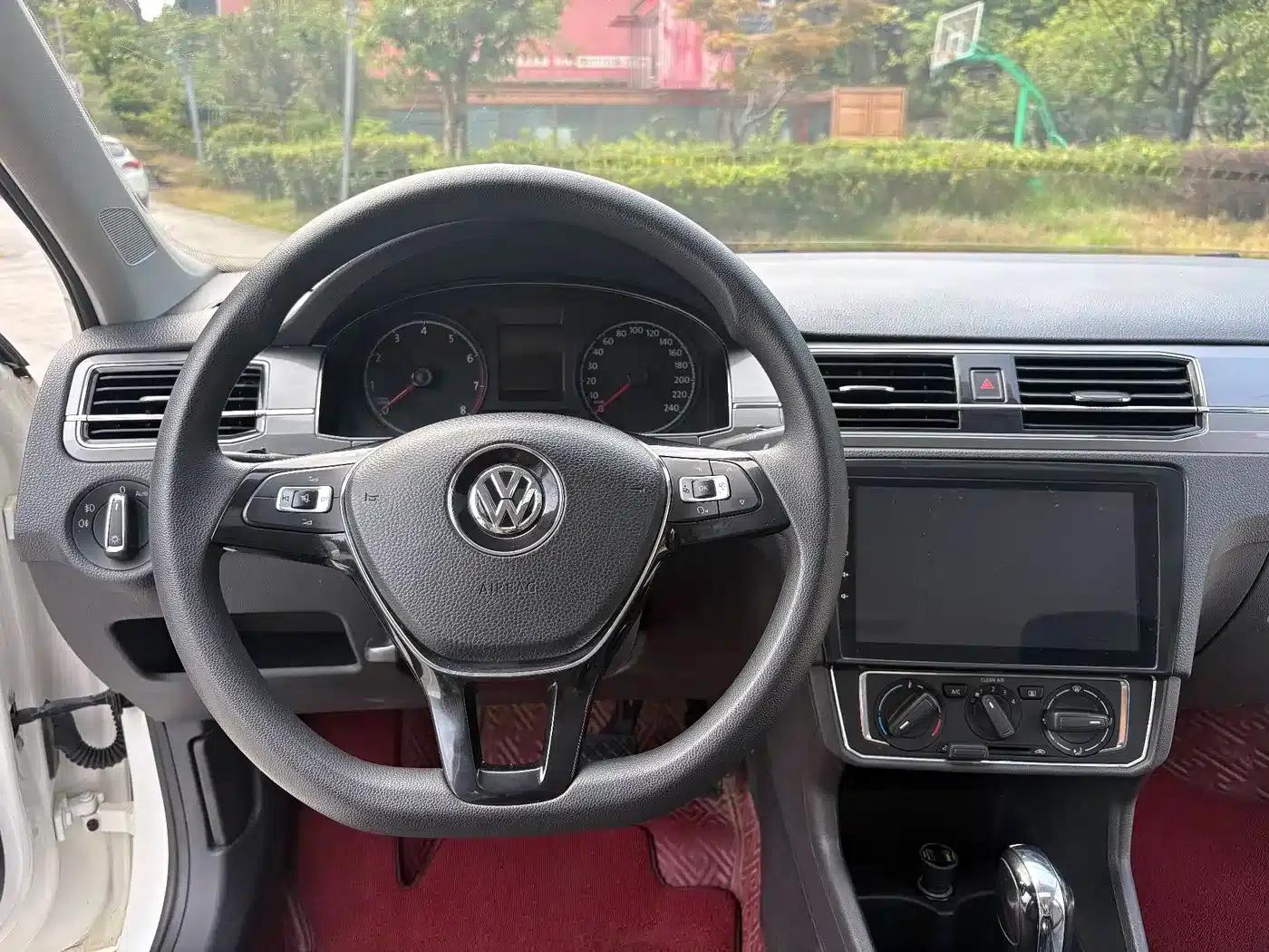 Santana 2018 1.5L Automatic Comfort Edition — миниатюра 18
