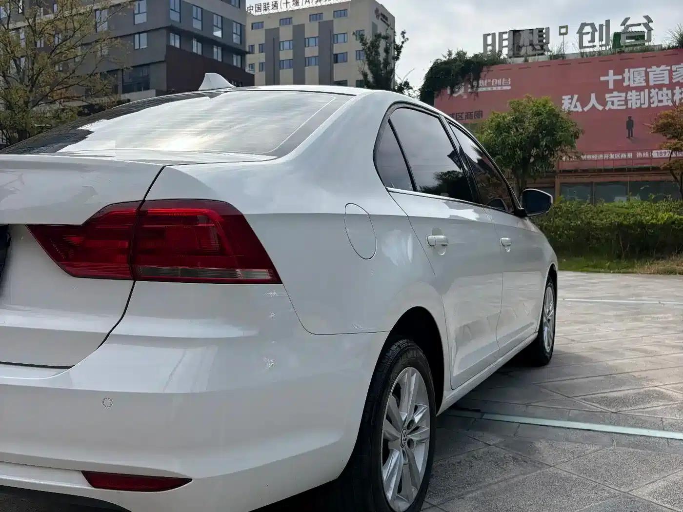 Santana 2018 1.5L Automatic Comfort Edition — миниатюра 10