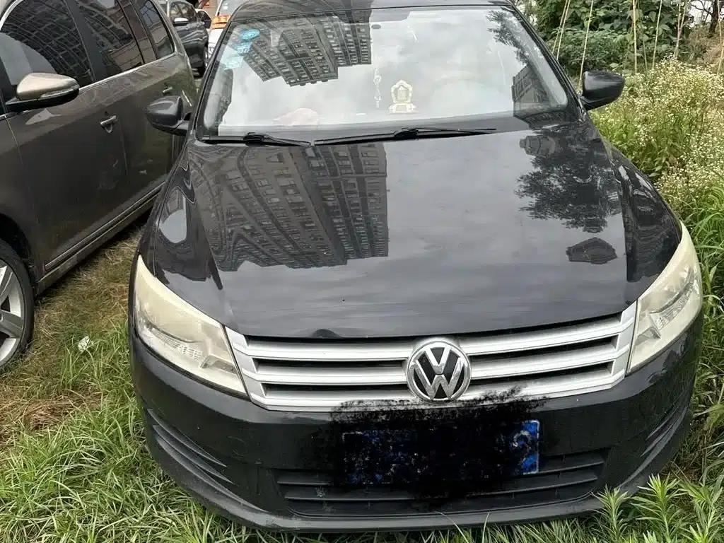 Santana 2013 1.6L Manual Fashion Edition — миниатюра 2