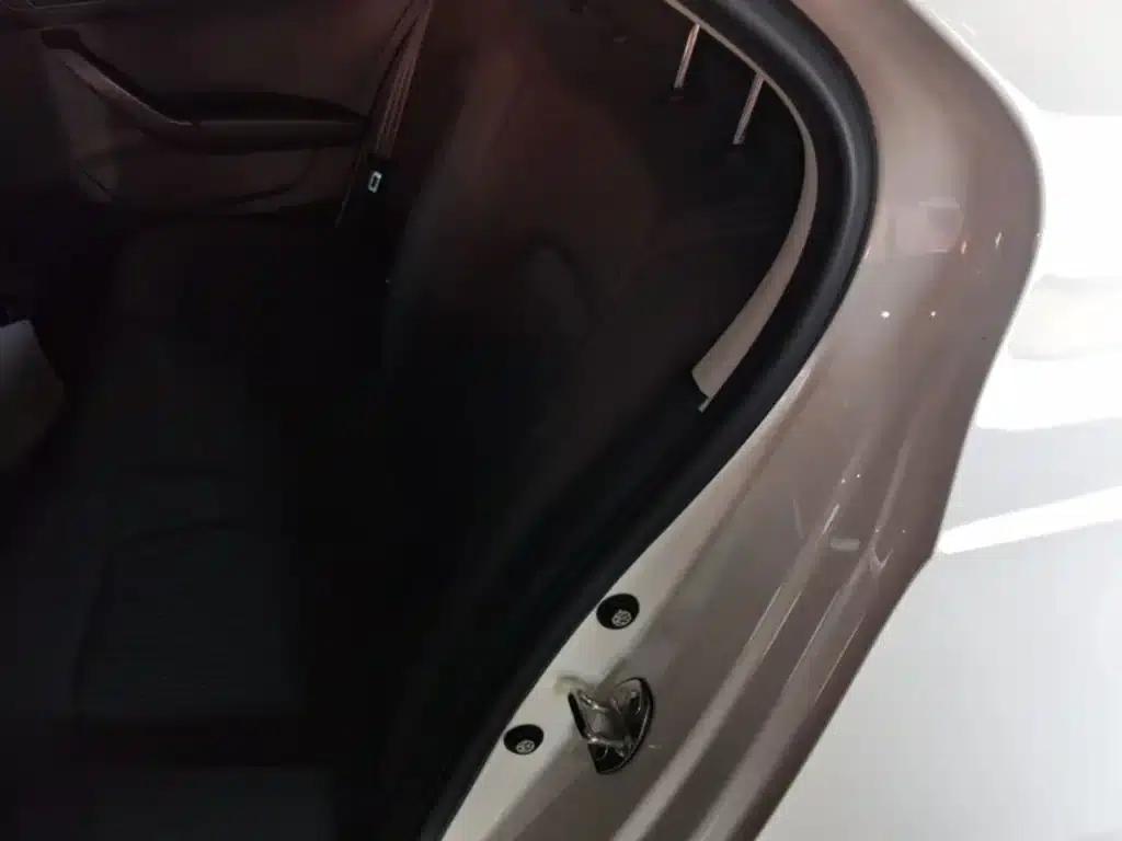Santana 2018 1.5L Manual Fashion Edition — миниатюра 17