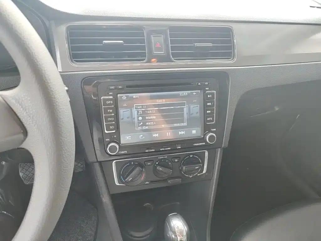 Santana 2015 1.6L Automatic Comfort Edition — миниатюра 13