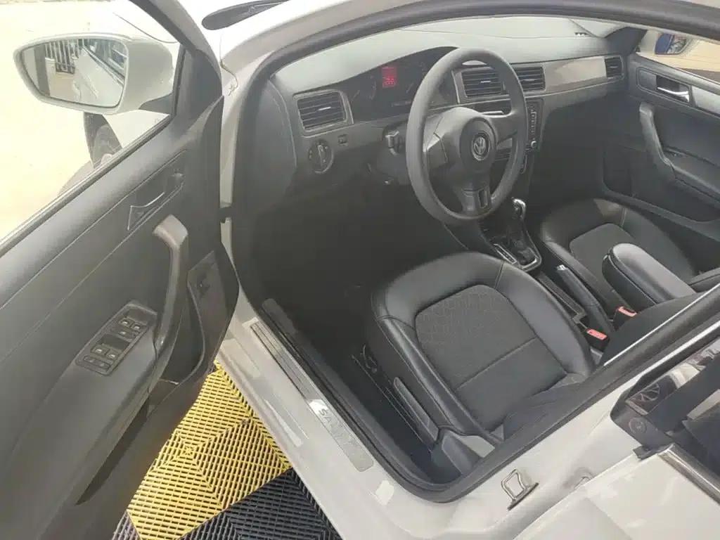 Santana 2015 1.6L Automatic Comfort Edition — миниатюра 16
