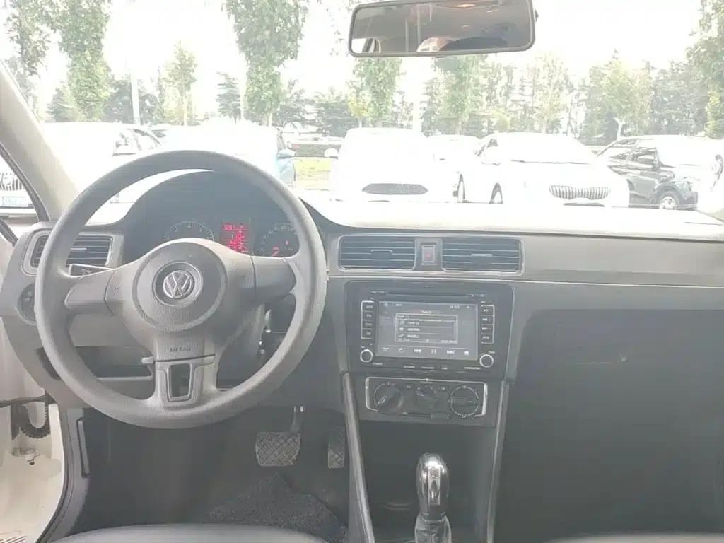 Santana 2015 1.6L Automatic Comfort Edition — миниатюра 10