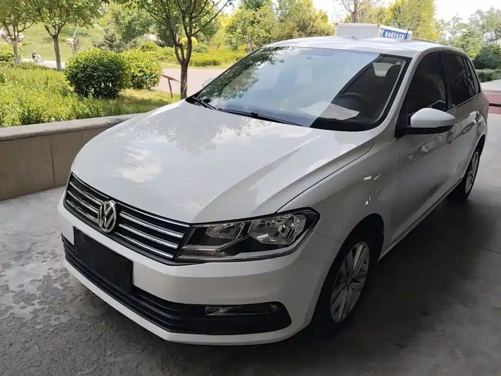 Santana 2015 Gran Lavida 1.6L Automatic Comfort Model — миниатюра 1