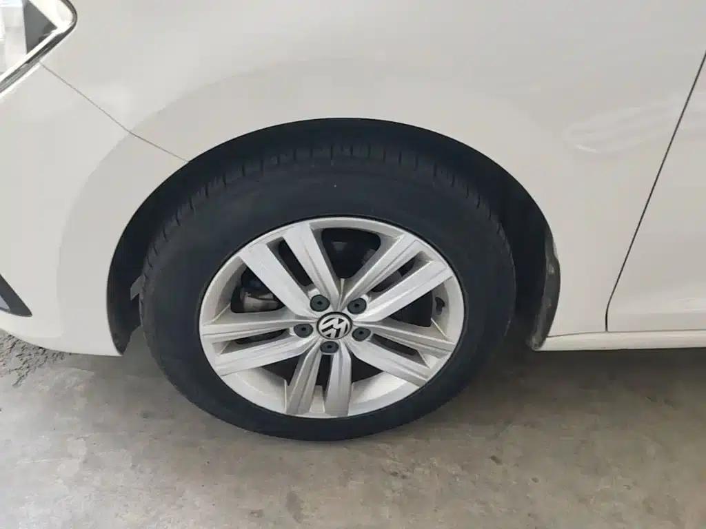 Santana 2015 Gran Lavida 1.6L Automatic Comfort Model — миниатюра 23