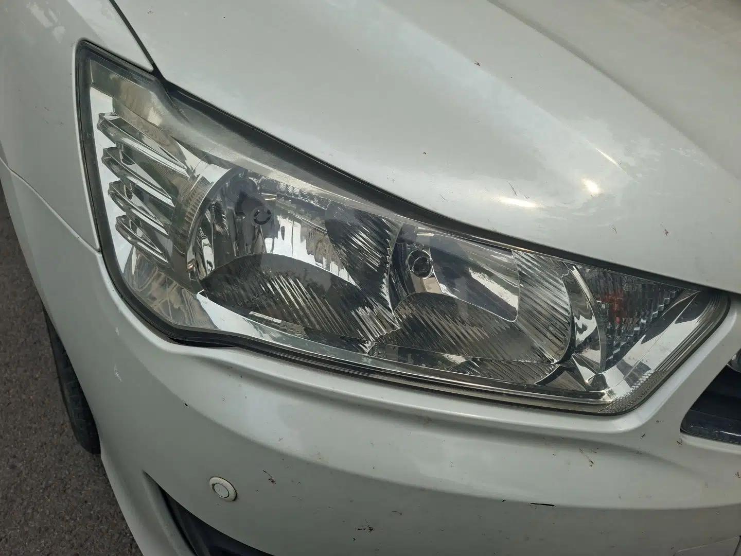 Citroen C-Quatre 2013 Sedan 1.6L Automatic Enjoyment Model — миниатюра 7