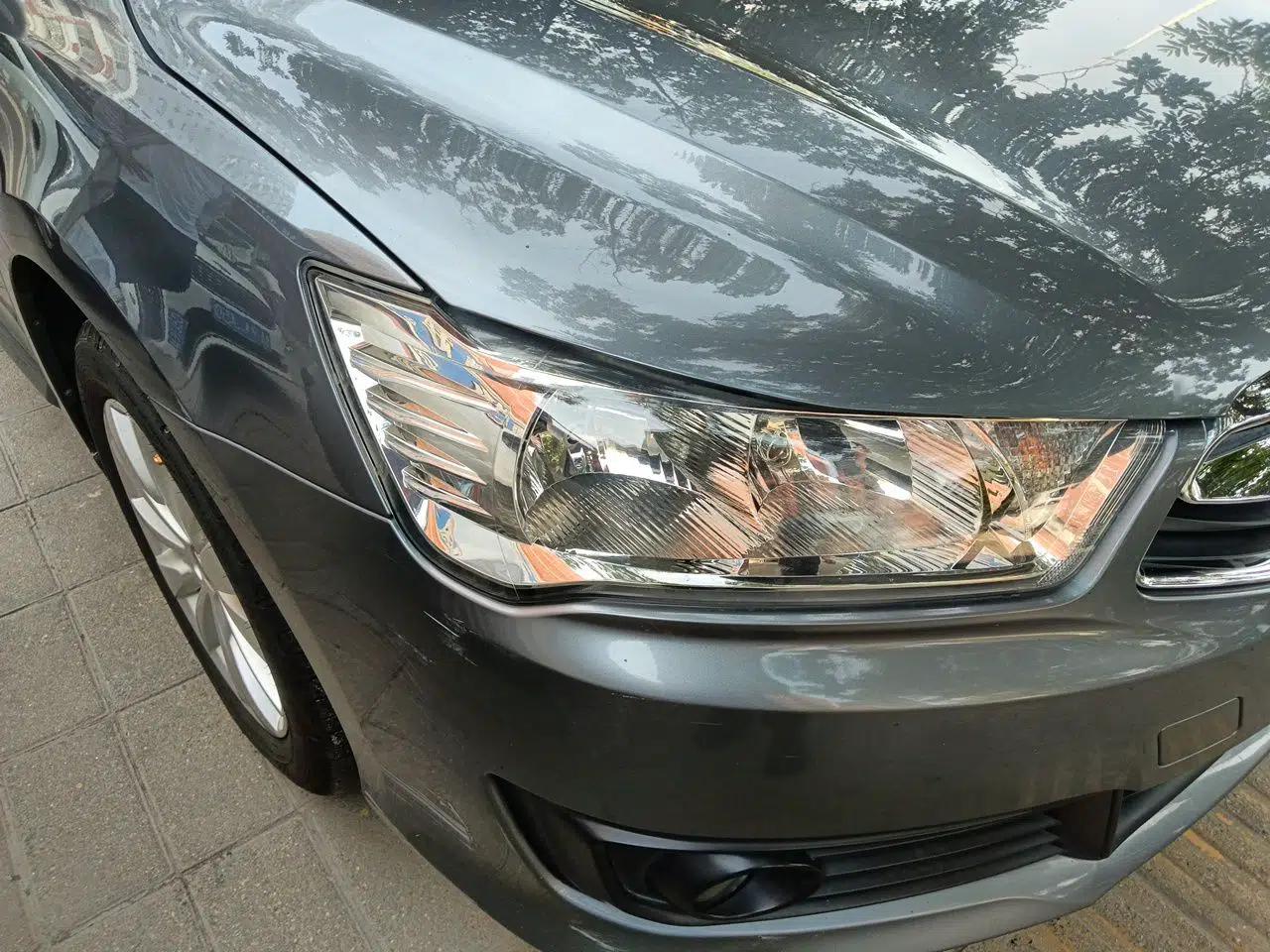 Citroen C-Quatre 2012 Sedan 1.6L Manual Prestige Model — миниатюра 7