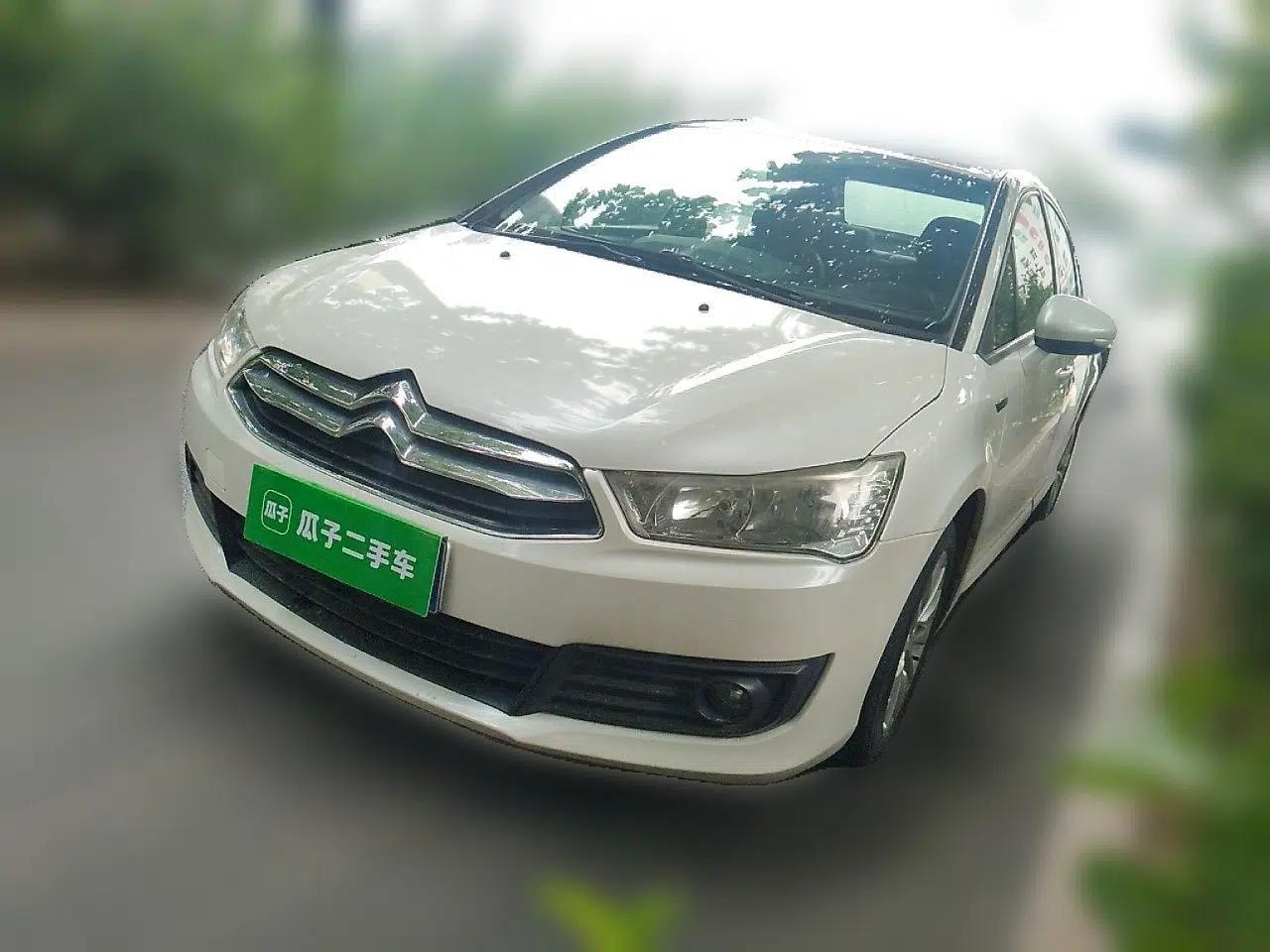 Citroen C-Quatre 2016 Classic Sedan 1.6L Manual - Premium Version — миниатюра 1
