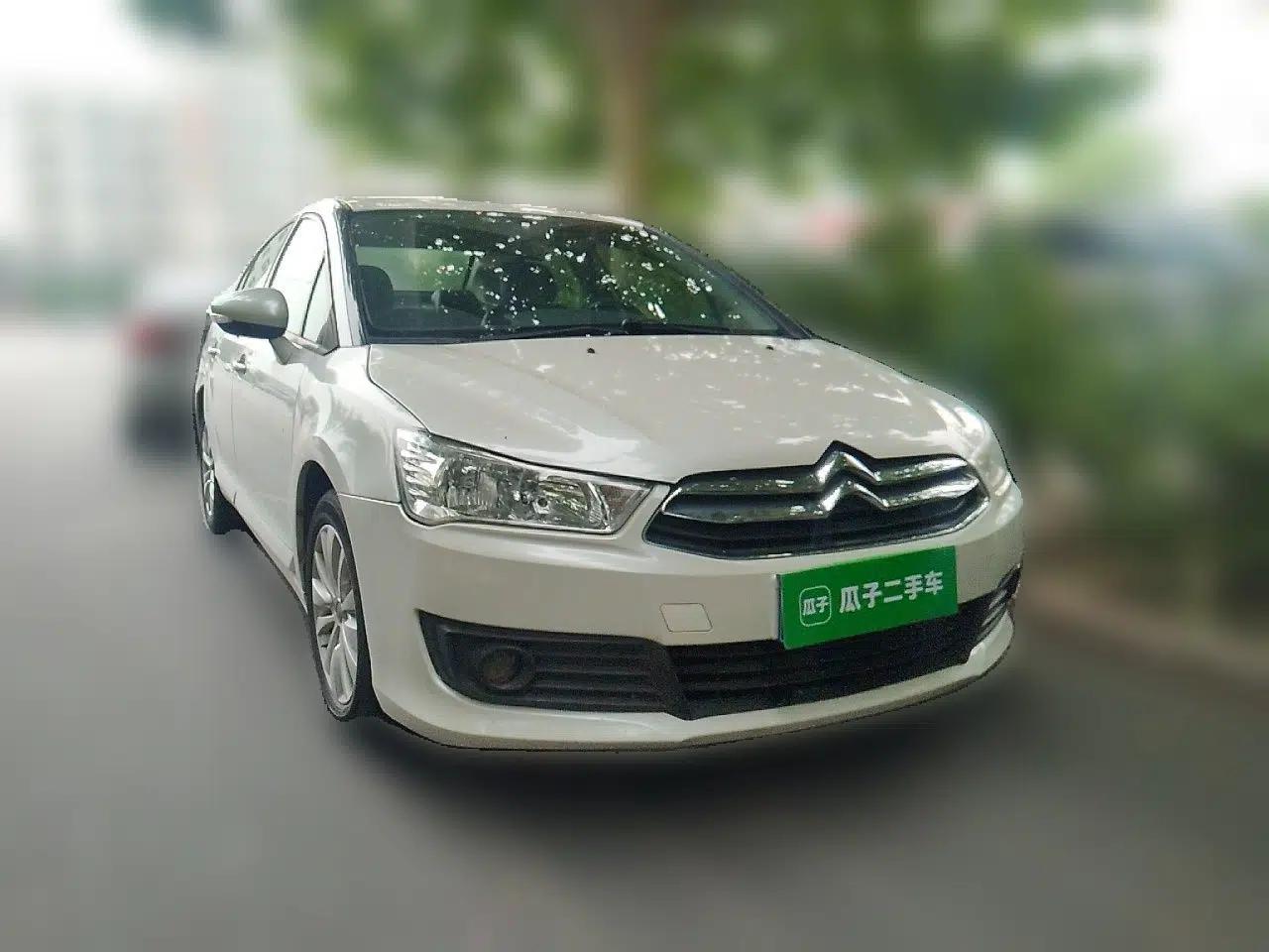 Citroen C-Quatre 2016 Classic Sedan 1.6L Manual - Premium Version — миниатюра 3
