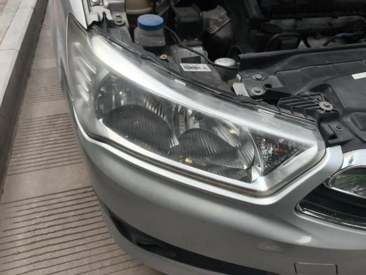 Citroen C-Quatre 2012 Sedan 1.6L Automatic Prestige Model — миниатюра 7