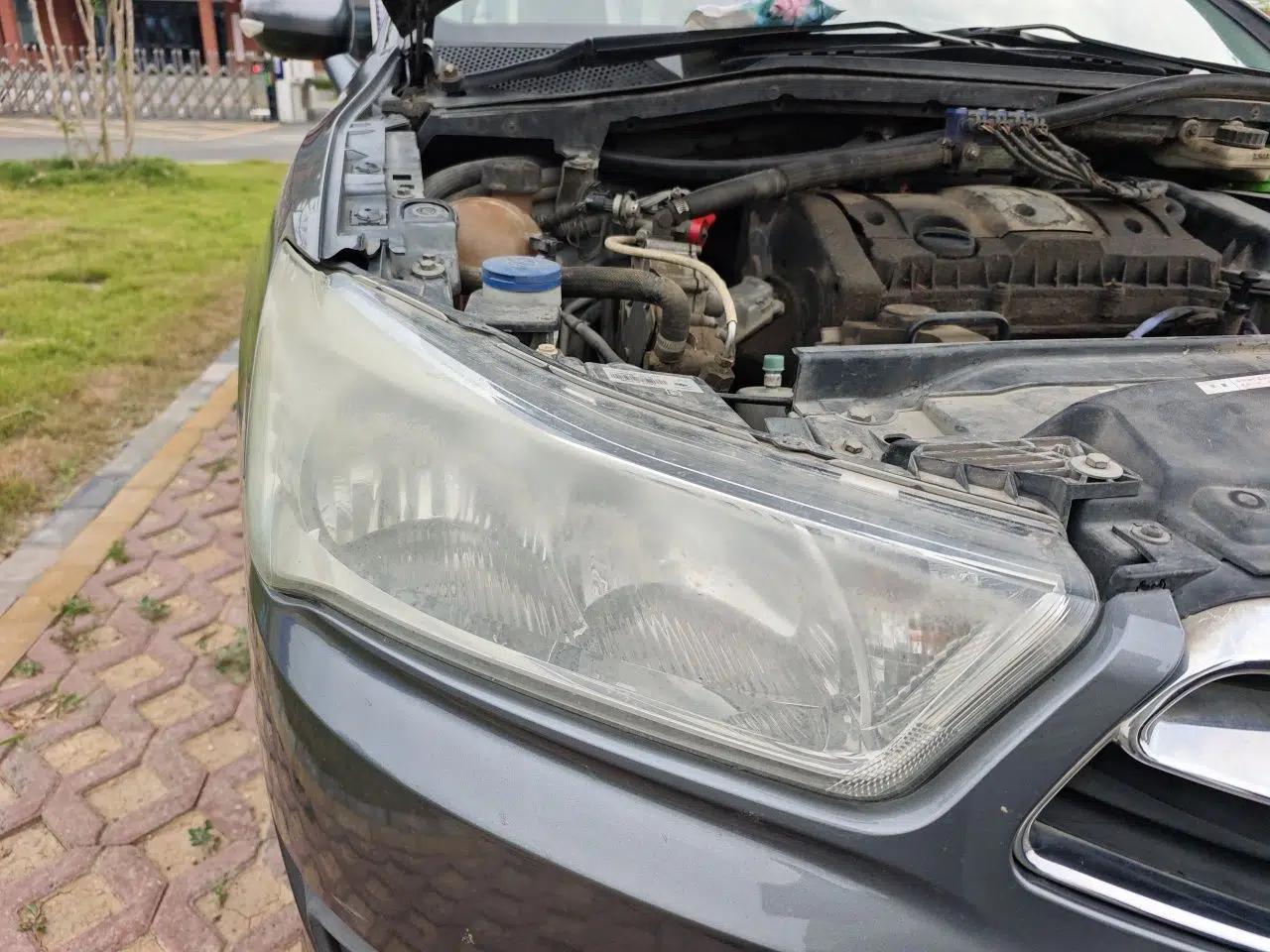 Citroen C-Quatre 2013 1.6L Manual Prestige CNG Model — миниатюра 7