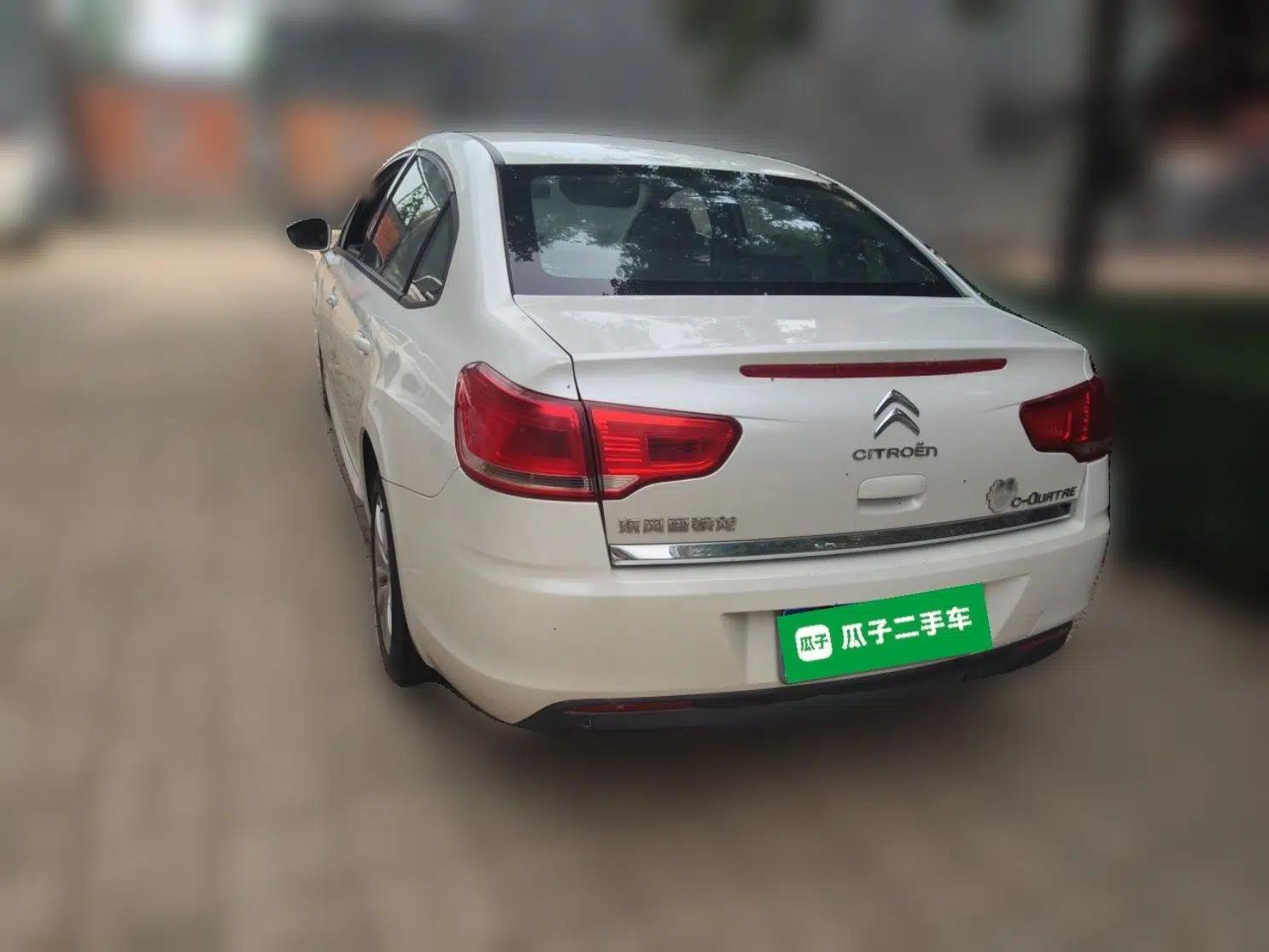 Citroen C-Quatre 2013 Sedan 1.6L Manual - Prestige Model — миниатюра 4