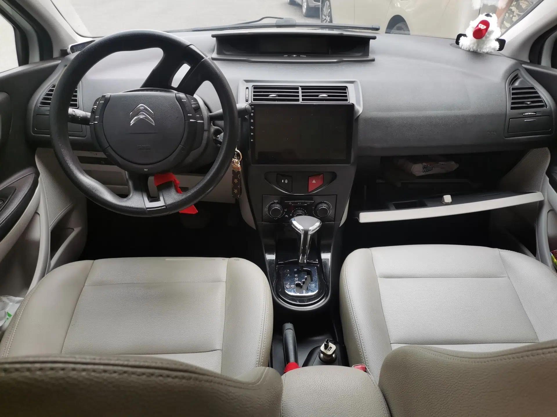 Citroen C-Quatre 2013 Sedan 1.6L Automatic Prestige Model — миниатюра 9