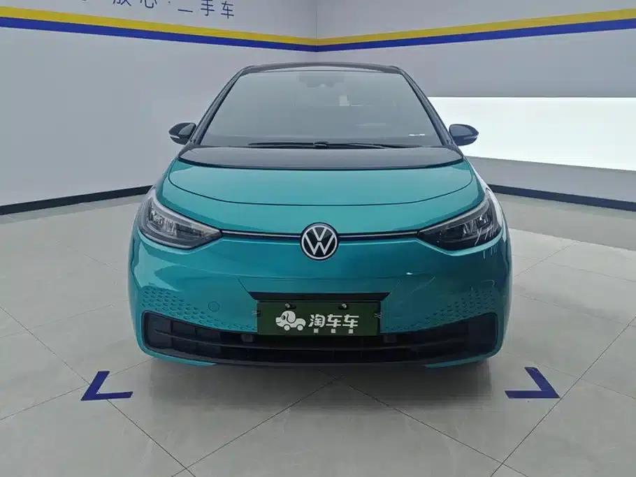 Volkswagen ID.3 2023 Pure Smart Edition — миниатюра 2