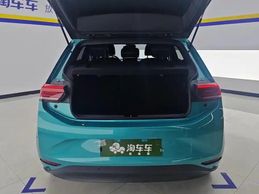 Volkswagen ID.3 2023 Pure Smart Edition — миниатюра 4