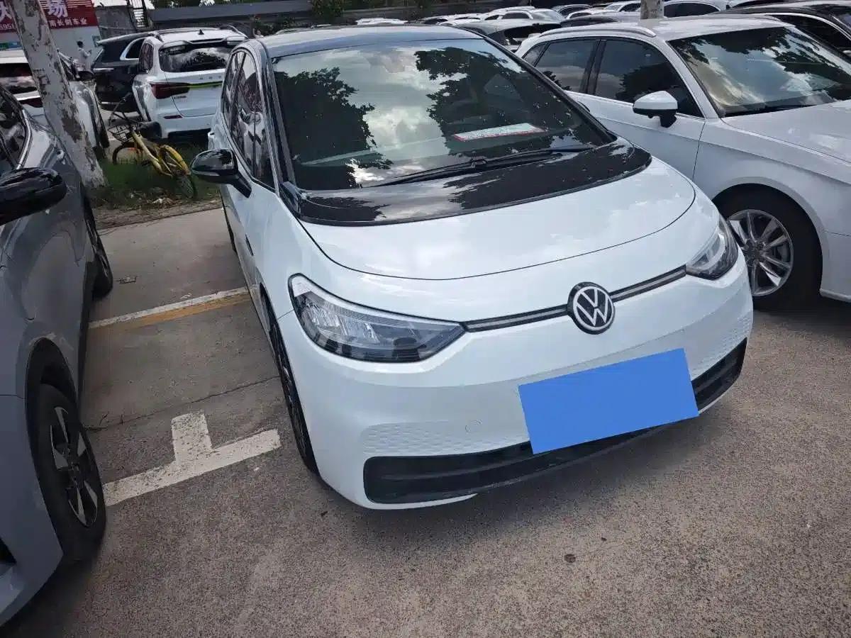 Volkswagen ID.3 2023 Pure Smart Edition — миниатюра 3