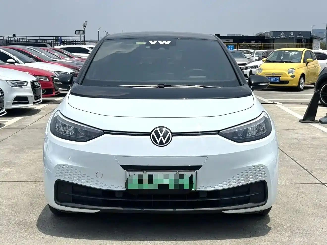 Volkswagen ID.3 2023 Pure Smart Edition — миниатюра 2