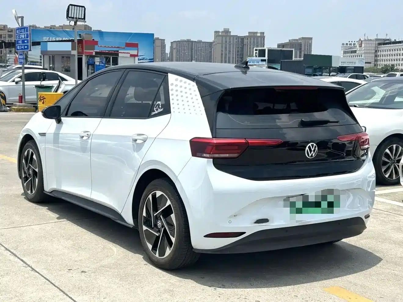 Volkswagen ID.3 2023 Pure Smart Edition — миниатюра 9