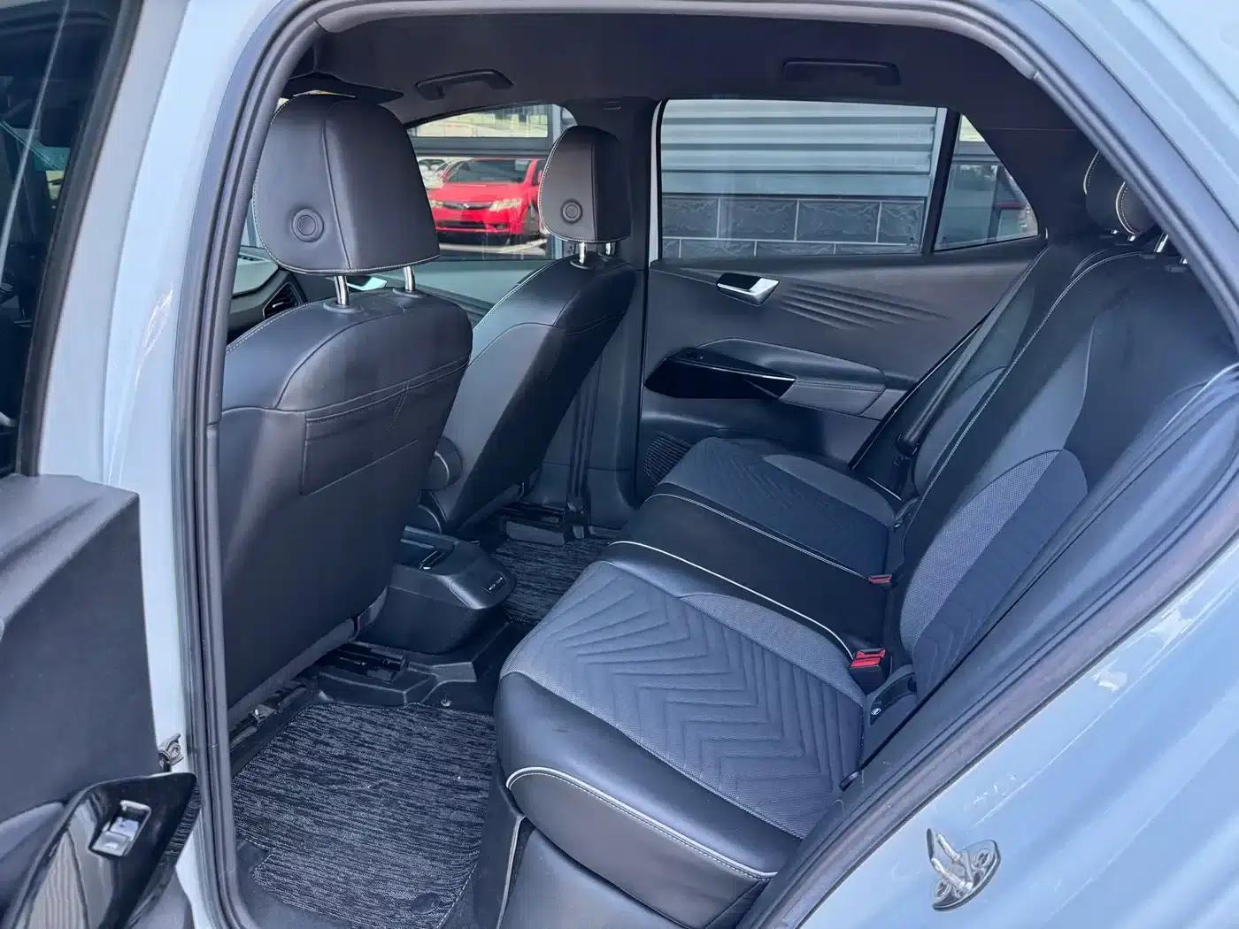 Volkswagen ID.3 2023 Pure Smart Edition — миниатюра 5