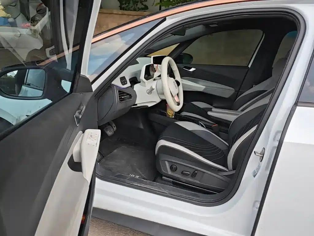 Volkswagen ID.3 2021 Pro Intelligent Edition — миниатюра 16