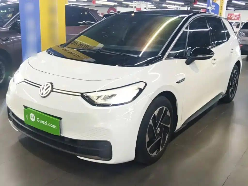 Volkswagen ID.3 2024 Outstanding Edition — миниатюра 2