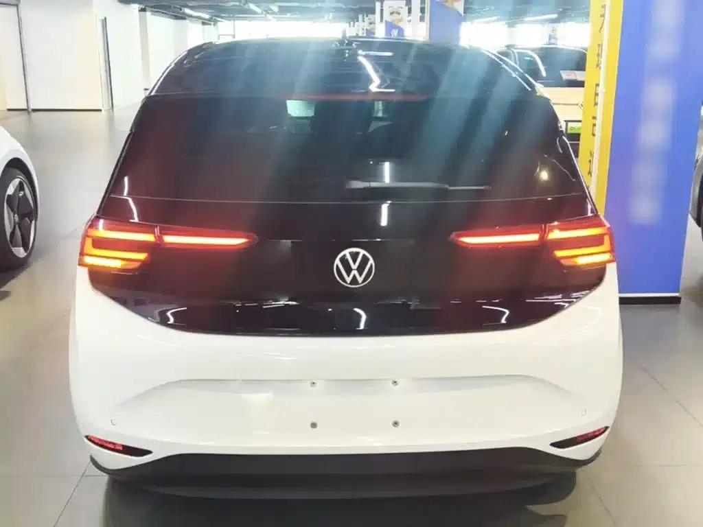 Volkswagen ID.3 2024 Outstanding Edition — миниатюра 6