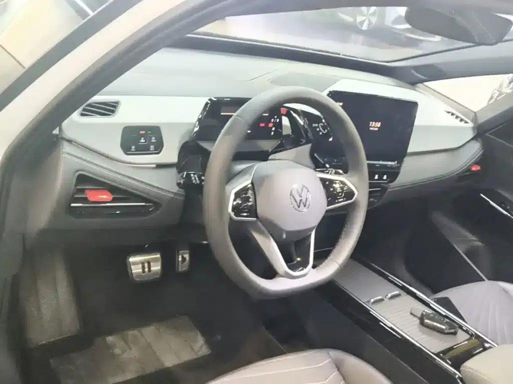 Volkswagen ID.3 2024 Outstanding Edition — миниатюра 10