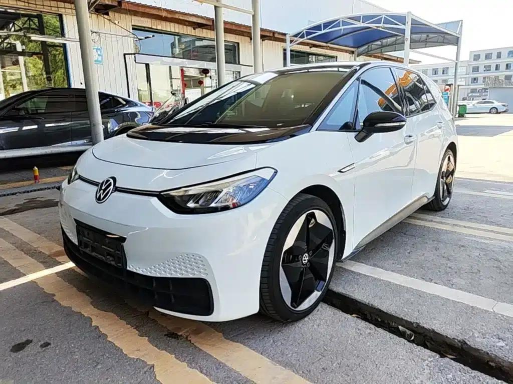 Volkswagen ID.3 2023 Upgraded Pure Smart Edition — миниатюра 1