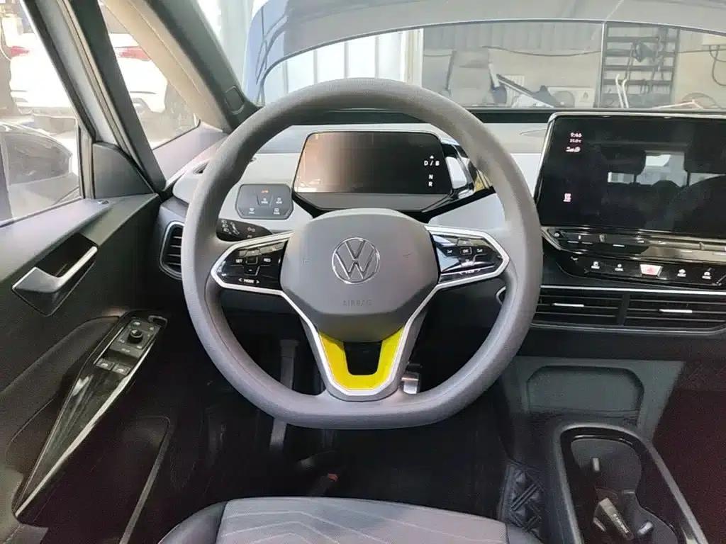 Volkswagen ID.3 2023 Upgraded Pure Smart Edition — миниатюра 11