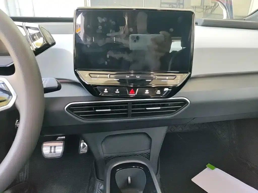 Volkswagen ID.3 2023 Upgraded Pure Smart Edition — миниатюра 13