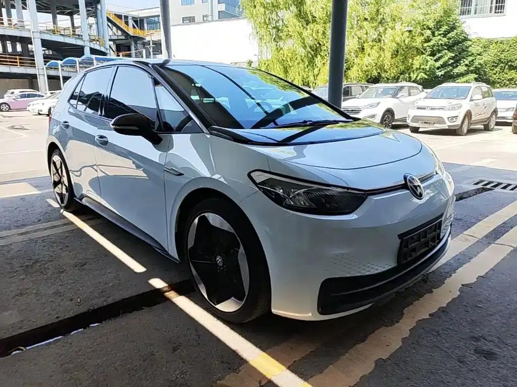 Volkswagen ID.3 2023 Upgraded Pure Smart Edition — миниатюра 4