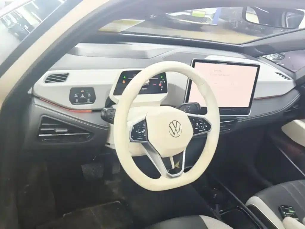 Volkswagen ID.3 2025 Smart Edition - Pure Intelligent Enjoyment Version — миниатюра 10