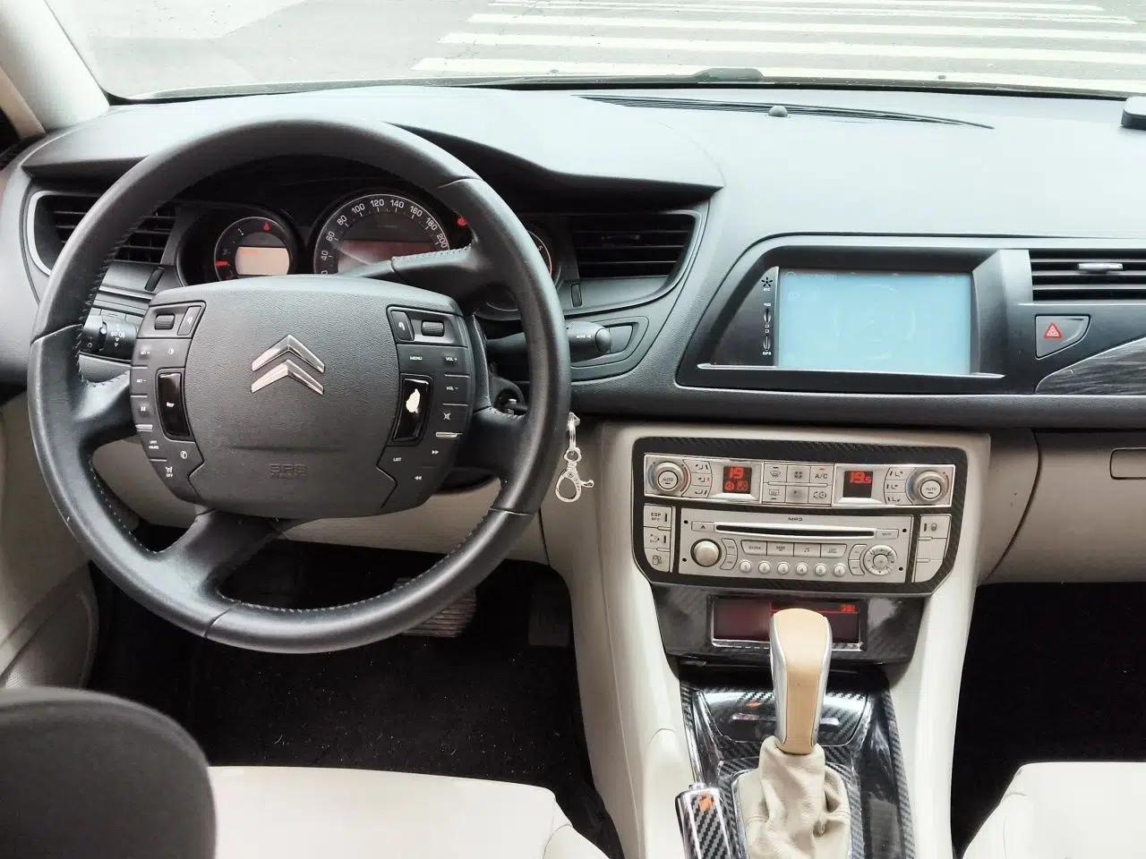 Citroen C5 2012 2.0L Automatic Luxury Edition — миниатюра 9