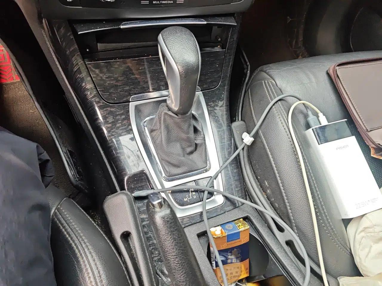Citroen C5 2013 2.0L Automatic Luxury Model — миниатюра 14