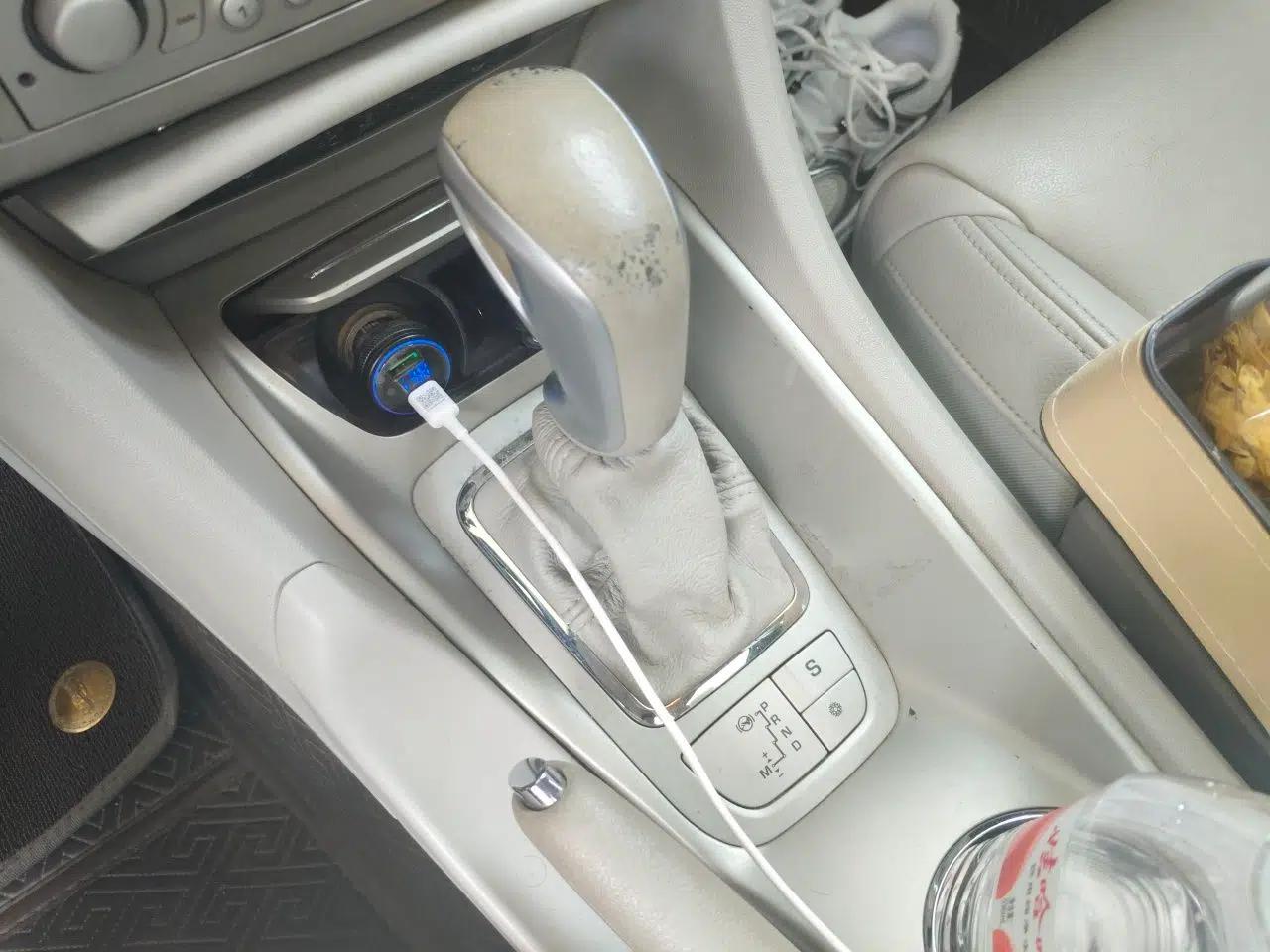 Citroen C5 2012 2.0L Automatic Luxury Edition — миниатюра 14