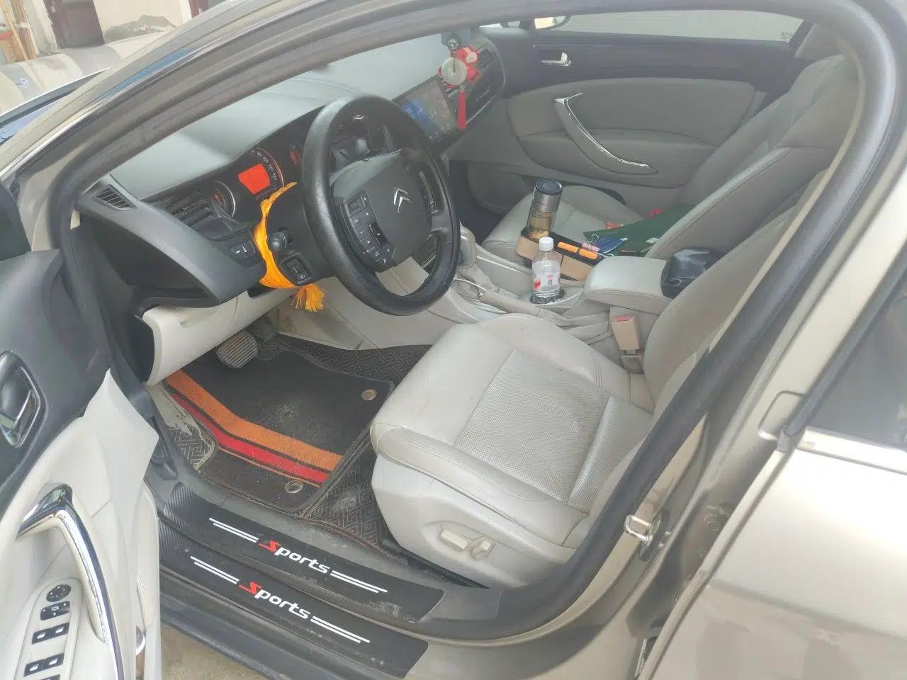 Citroen C5 2012 2.0L Automatic Luxury Edition — миниатюра 15