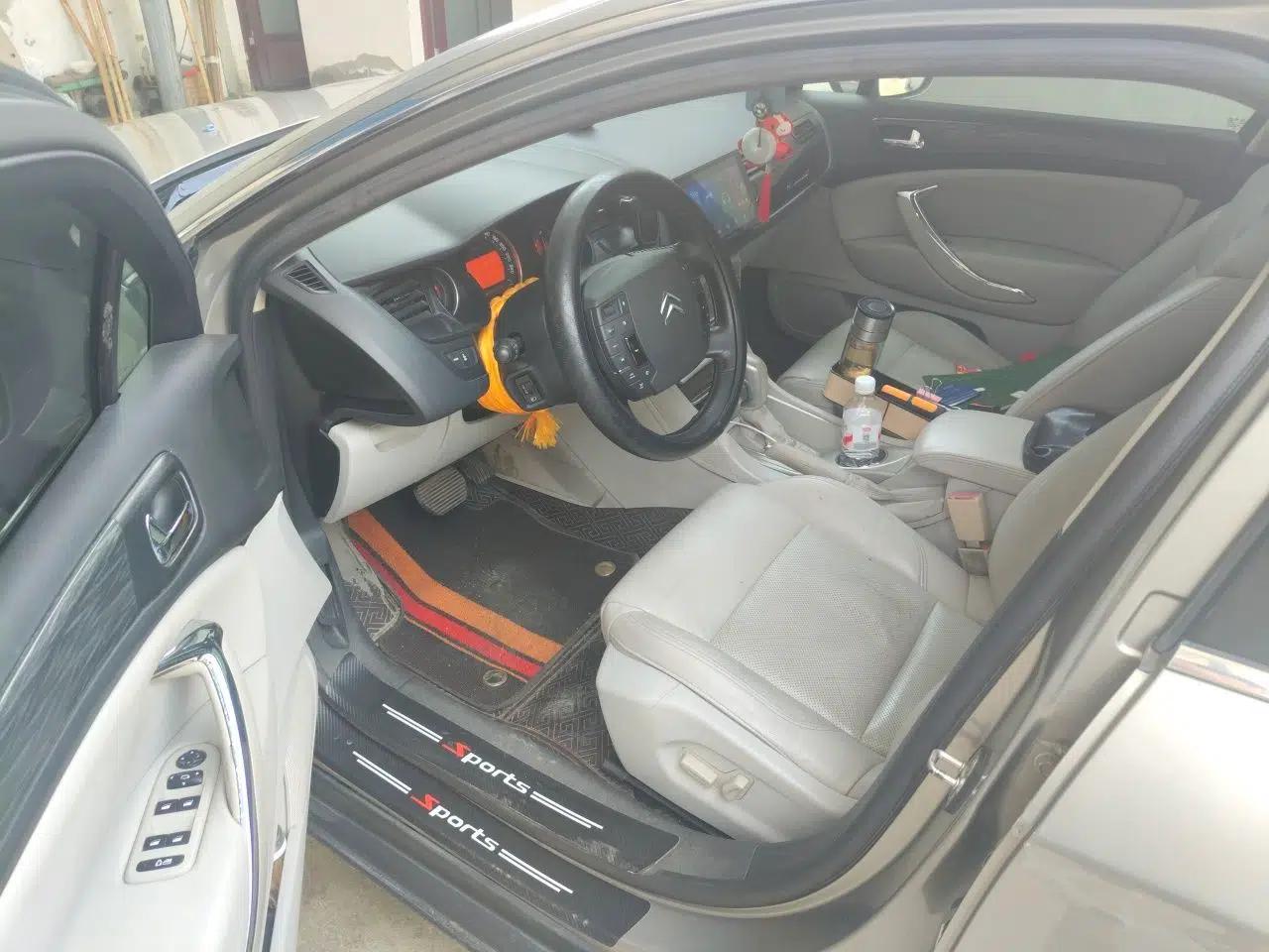 Citroen C5 2012 2.0L Automatic Luxury Edition — миниатюра 16