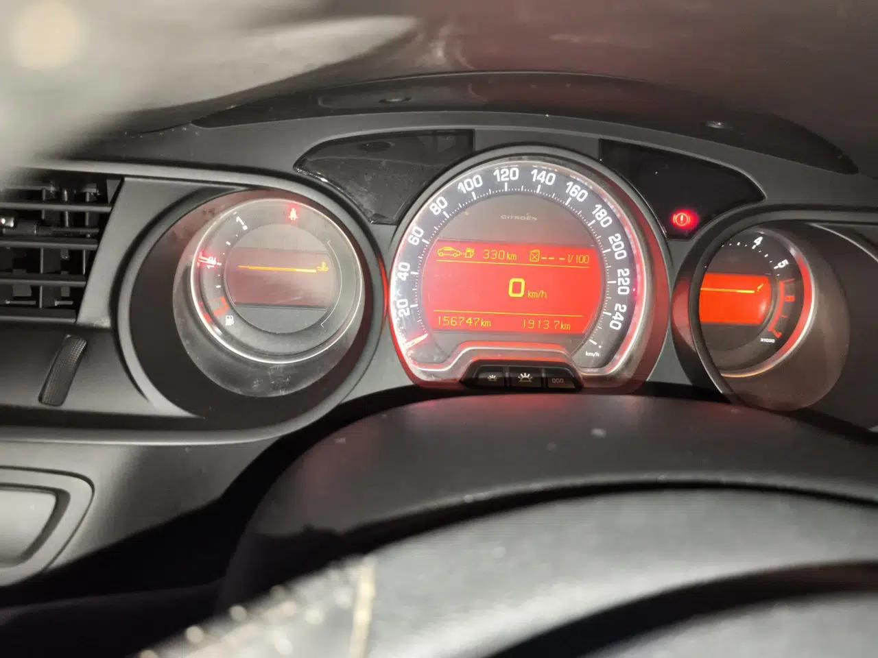 Citroen C5 2014 2.0L Automatic Zunyue Model — миниатюра 12