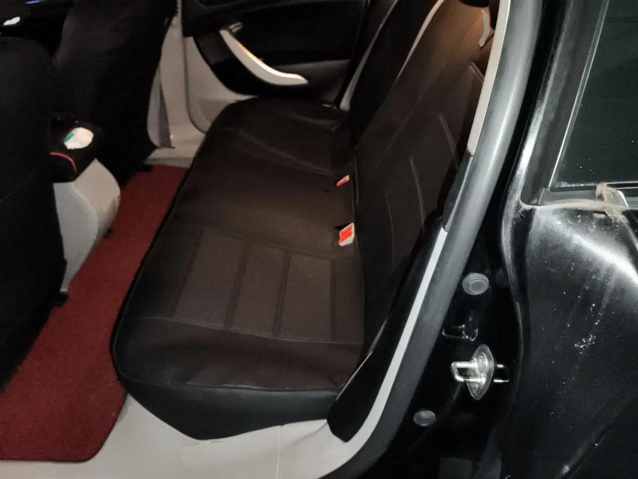 Citroen C5 2014 2.0L Automatic Zunyue Model — миниатюра 17