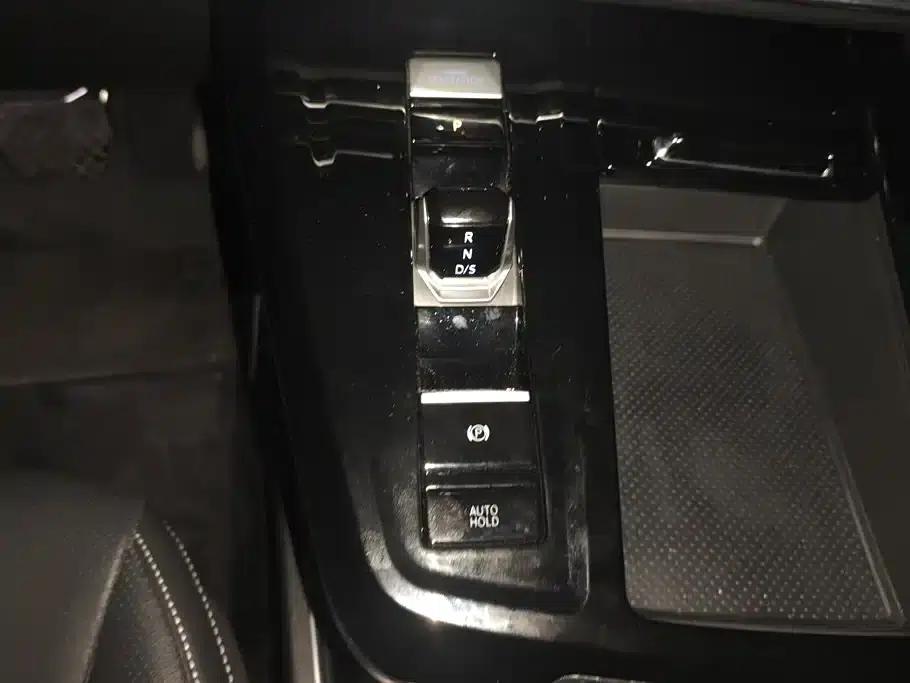 2023 Range Rover 380TSI AWD Luxury Pro 6-seater — миниатюра 16